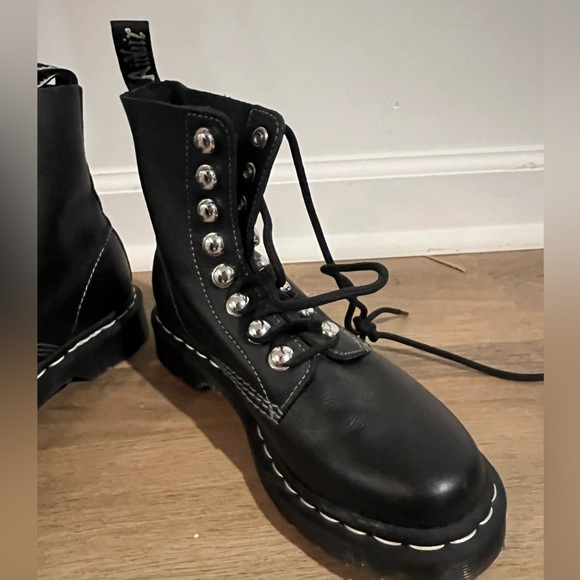 Doc Martens Pascal Boots, Size 6, Excellent Condition. Discontinued style. - Picture 6 of 7